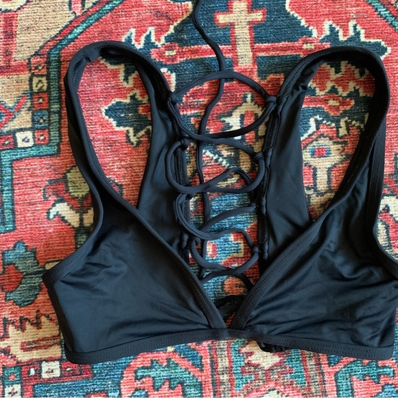 Dipping’ Daisy’s Swimwear Black Lace-Up Back Bikini top sz s - Picture 5 of 8